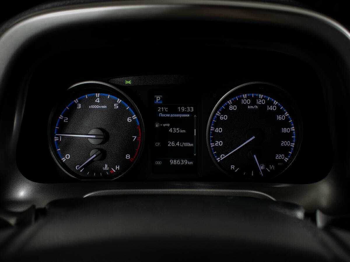 Toyota RAV4 2016 года с пробегом. Фото: #9