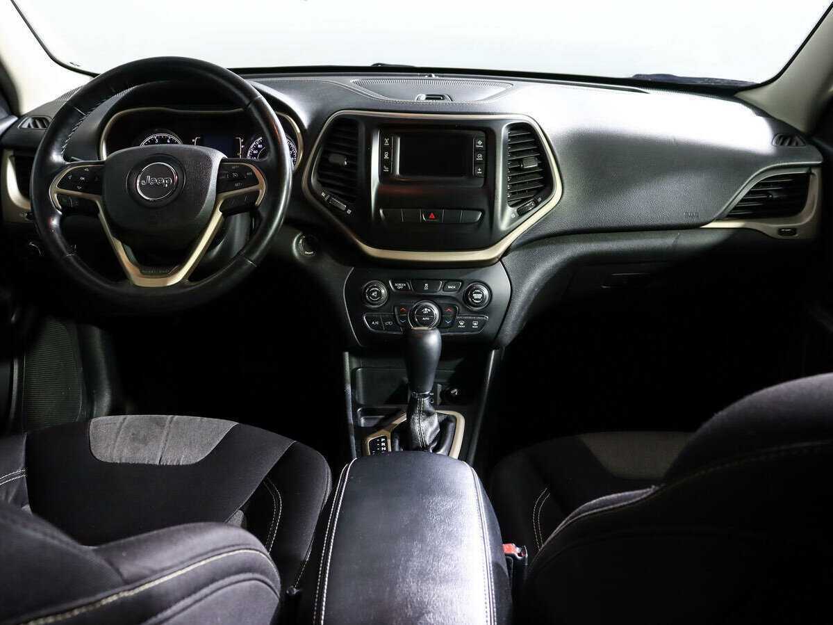 Jeep Cherokee 2014 года с пробегом. Фото: #9