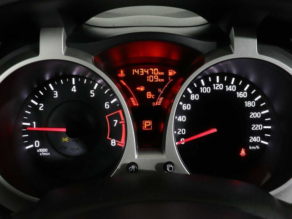 Б/У Ниссан Жук 2013 года. Фото: #10