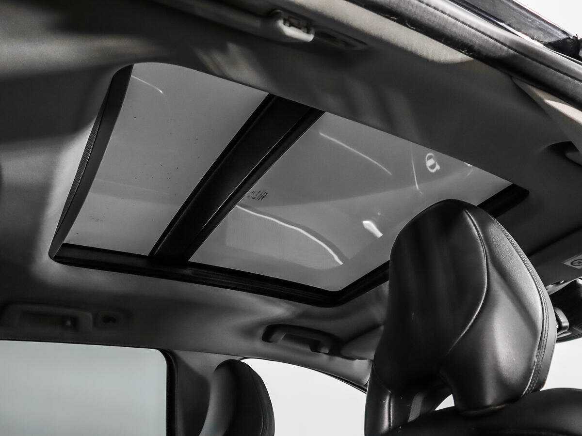 Б/У Вольво ИксЦ60 2013 года. Фото: #14