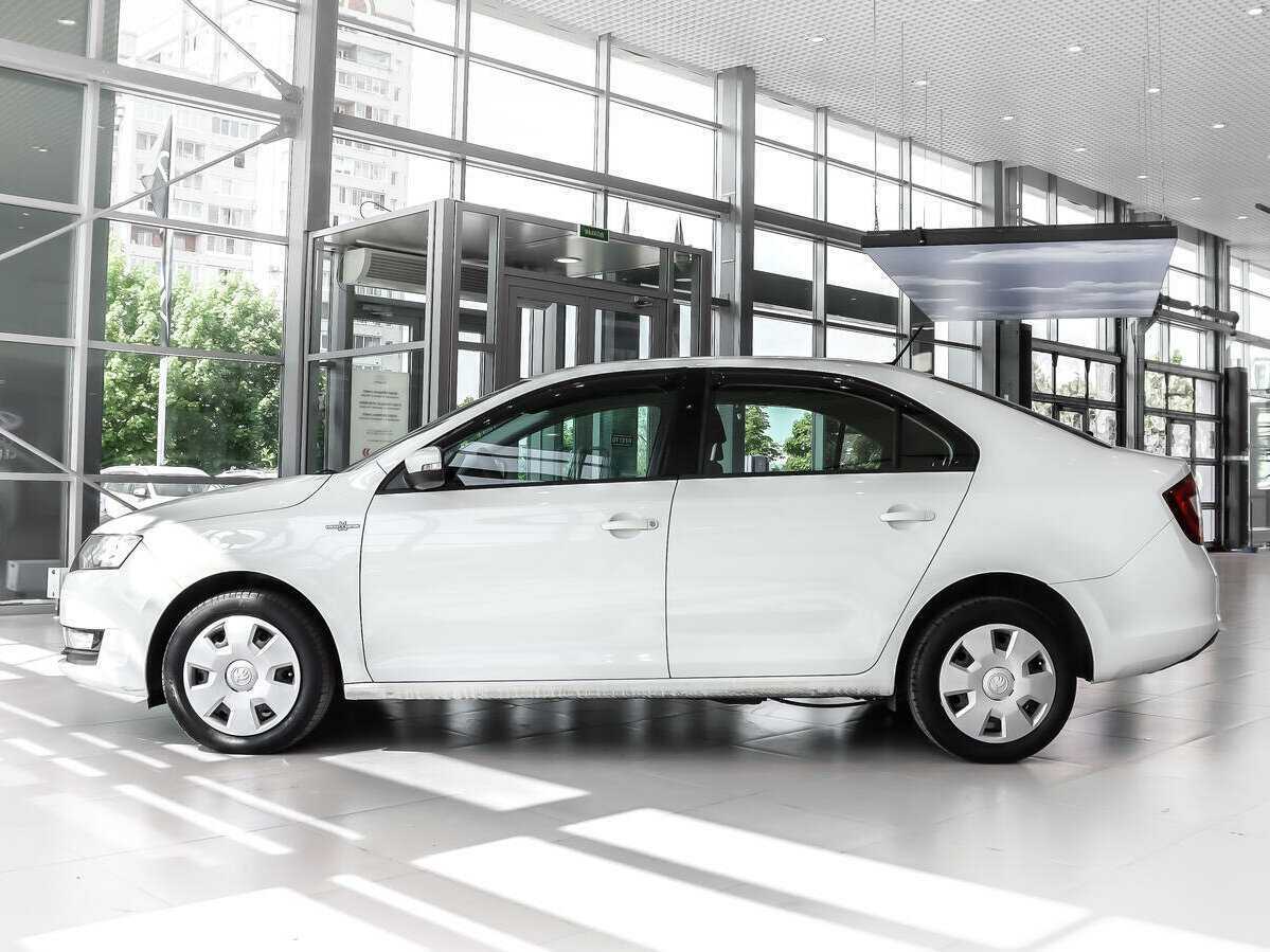 Б/У Шкода Рапид 2019 года. Фото: #7