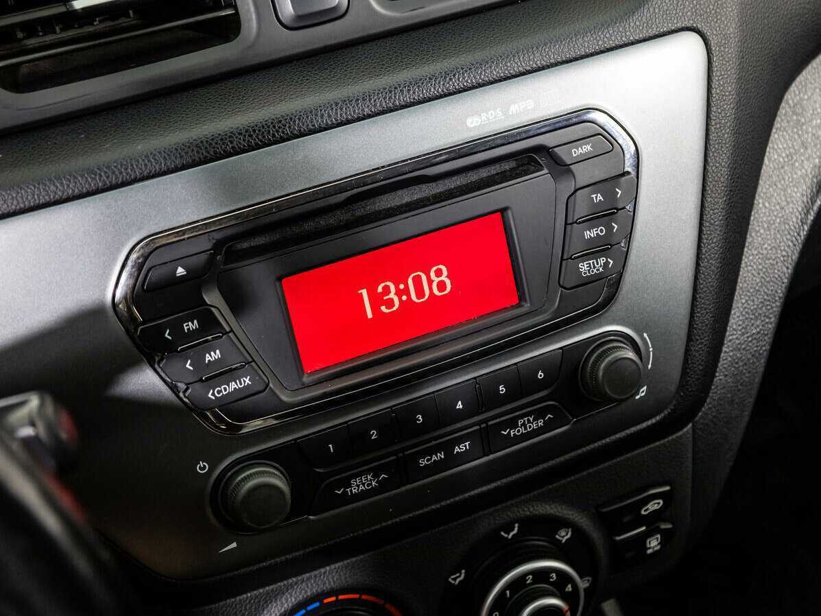 Б/У Киа Рио 2014 года. Фото: #15