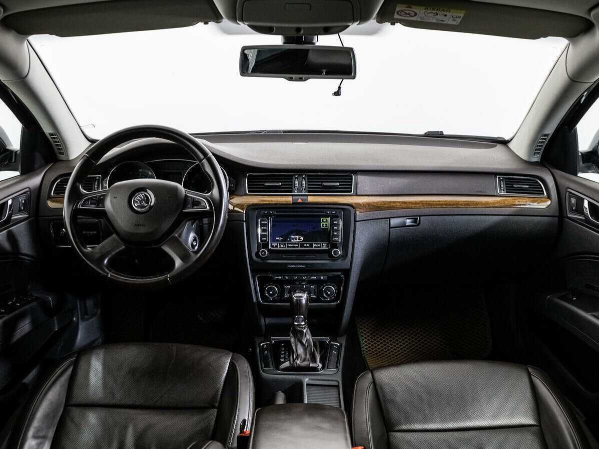 Б/У Шкода Суперб 2014 года. Фото: #12