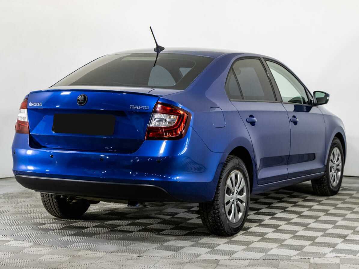 Б/У Шкода Рапид 2017 года. Фото: #4