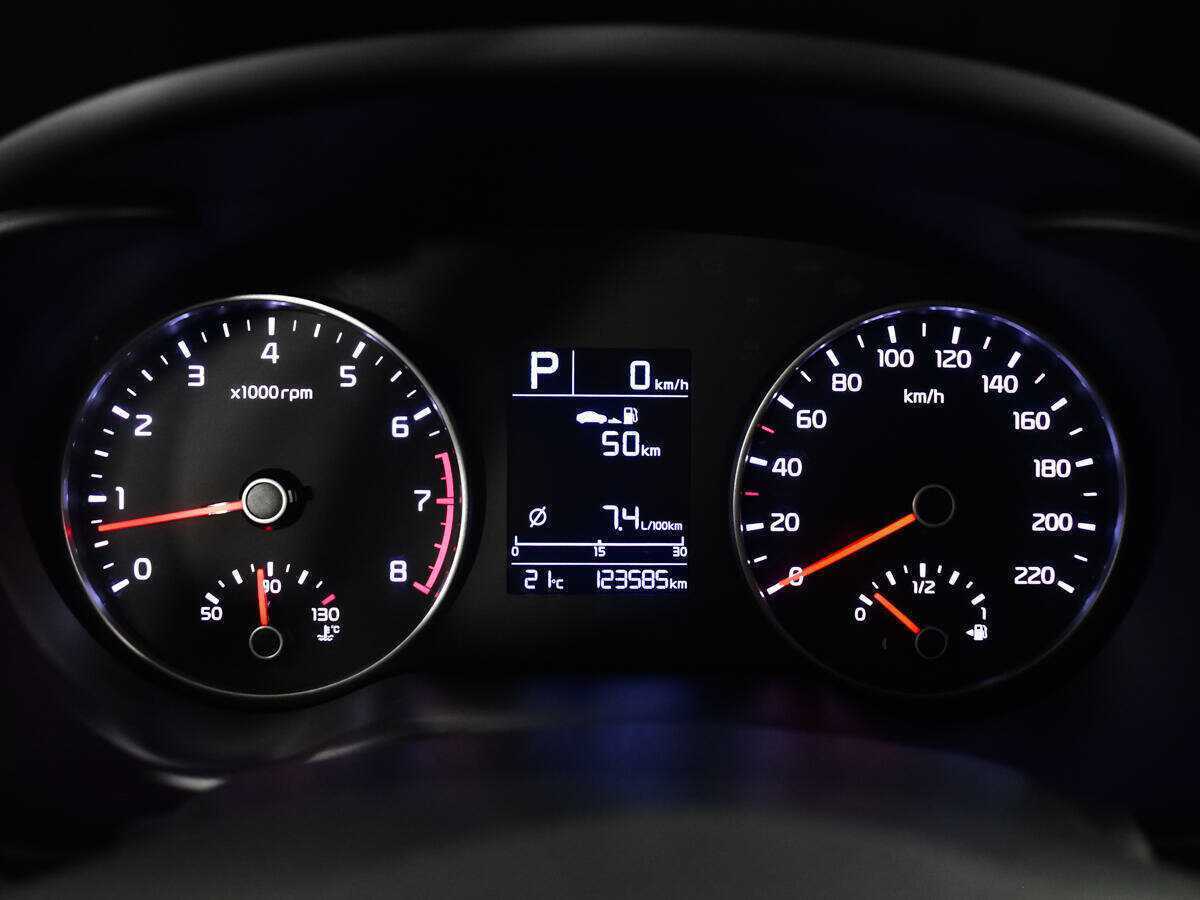 Б/У Киа Рио 2017 года. Фото: #10