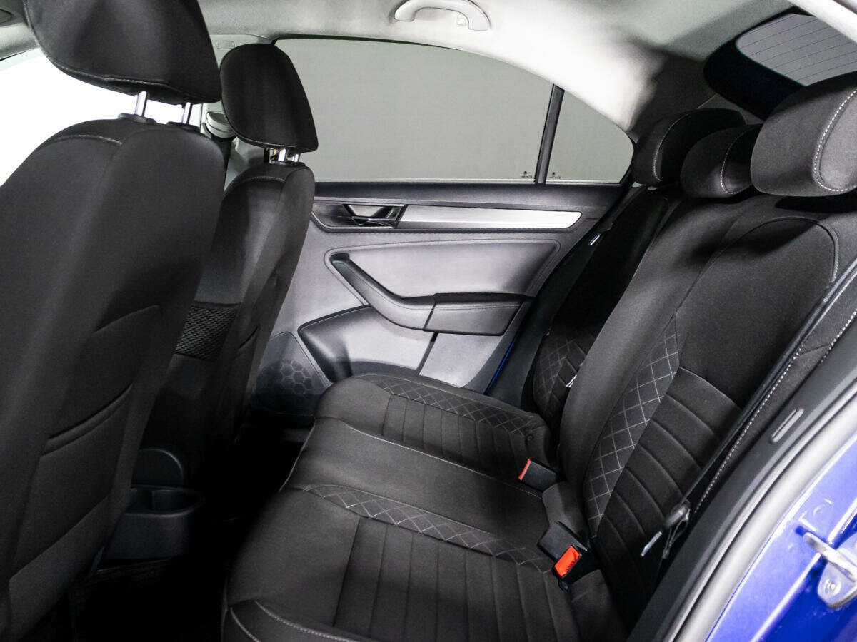 Б/У Шкода Рапид 2017 года. Фото: #9