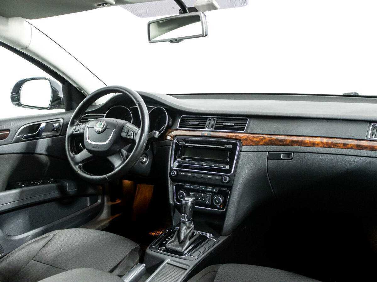 Б/У Шкода Суперб 2012 года. Фото: #8