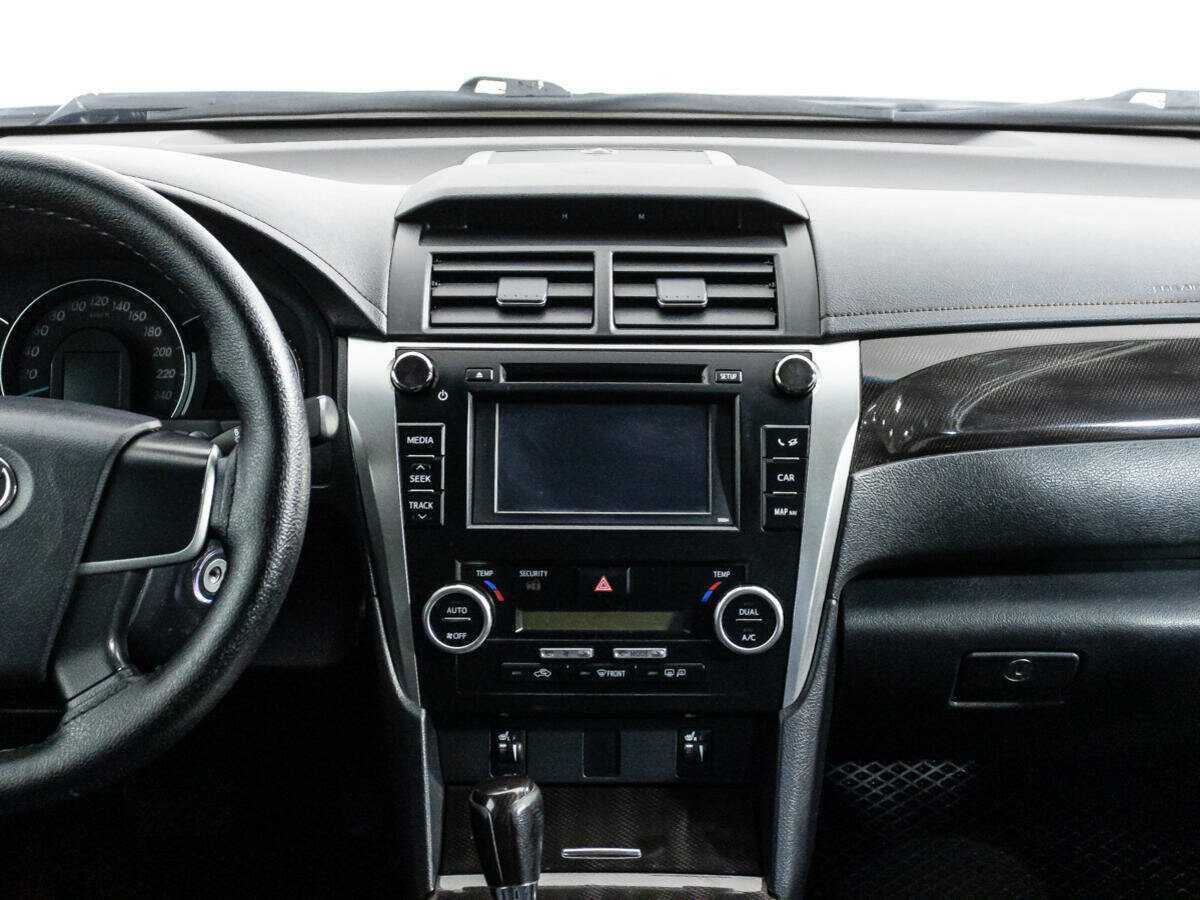 Б/У Тойота Камри 2014 года. Фото: #13