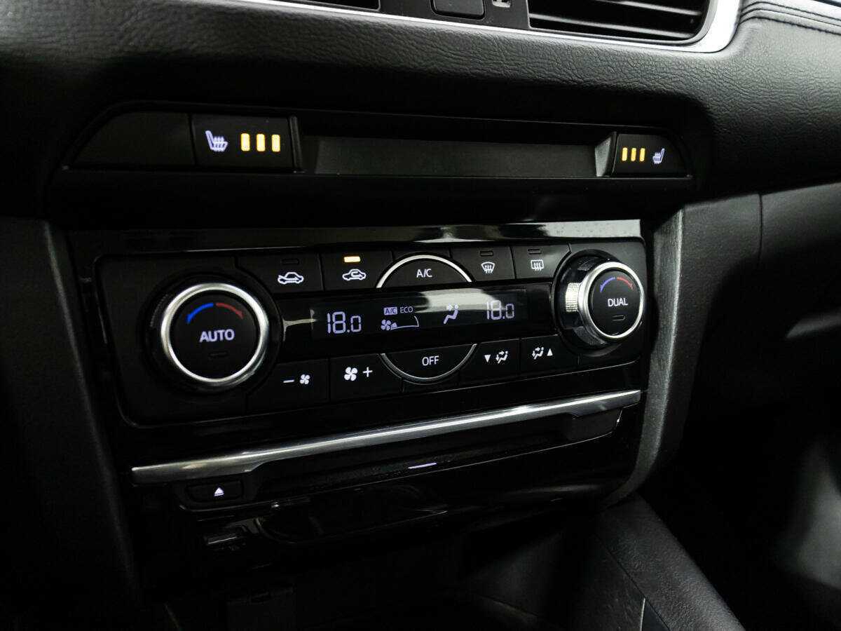 Б/У Мазда 6 2017 года. Фото: #14