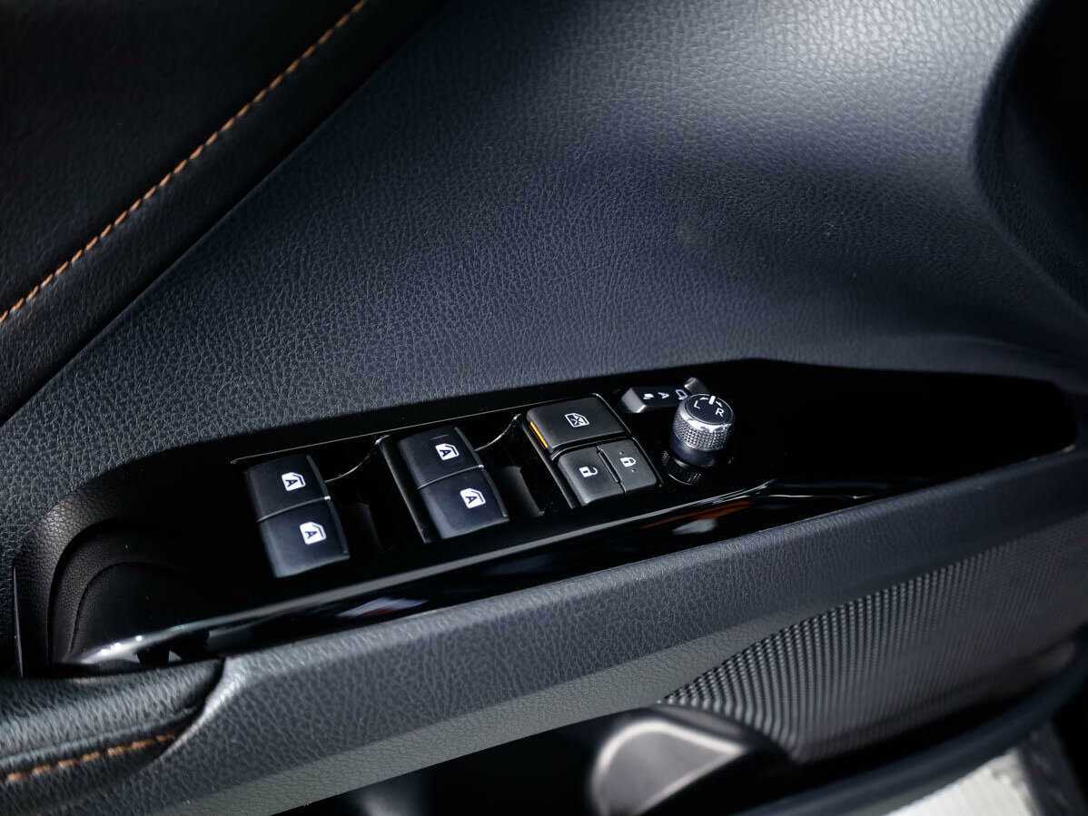 Toyota Camry 2020 года с пробегом. Фото: #13