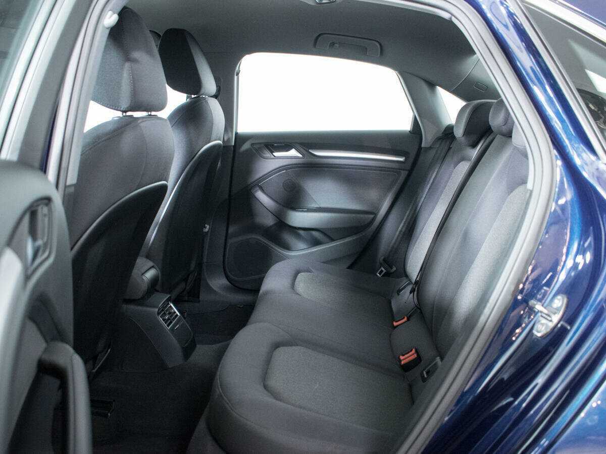 Audi A3 2019 года с пробегом. Фото: #9