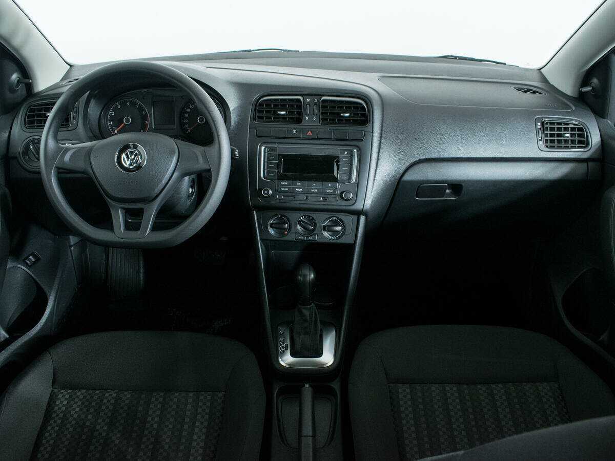 Б/У Фольксваген Поло 2019 года. Фото: #11