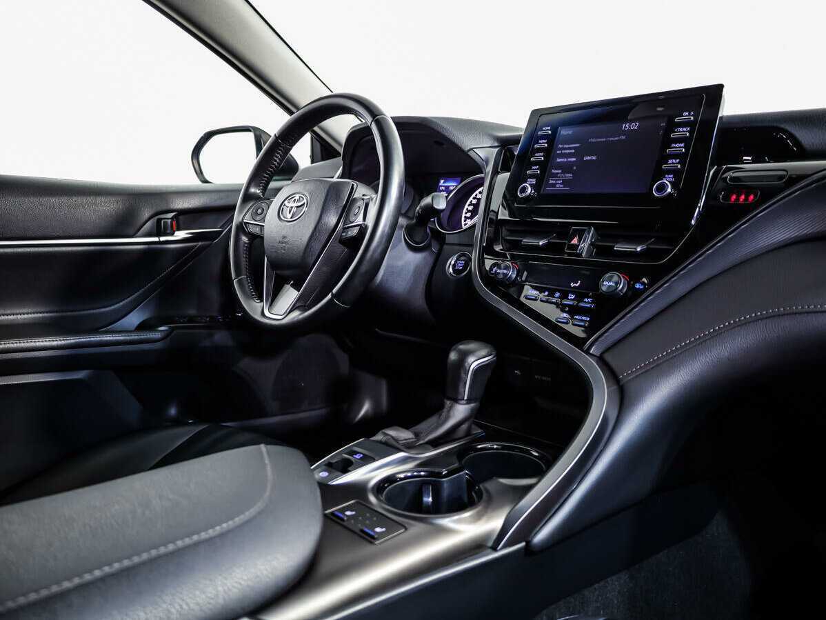 Toyota Camry 2021 года с пробегом. Фото: #7