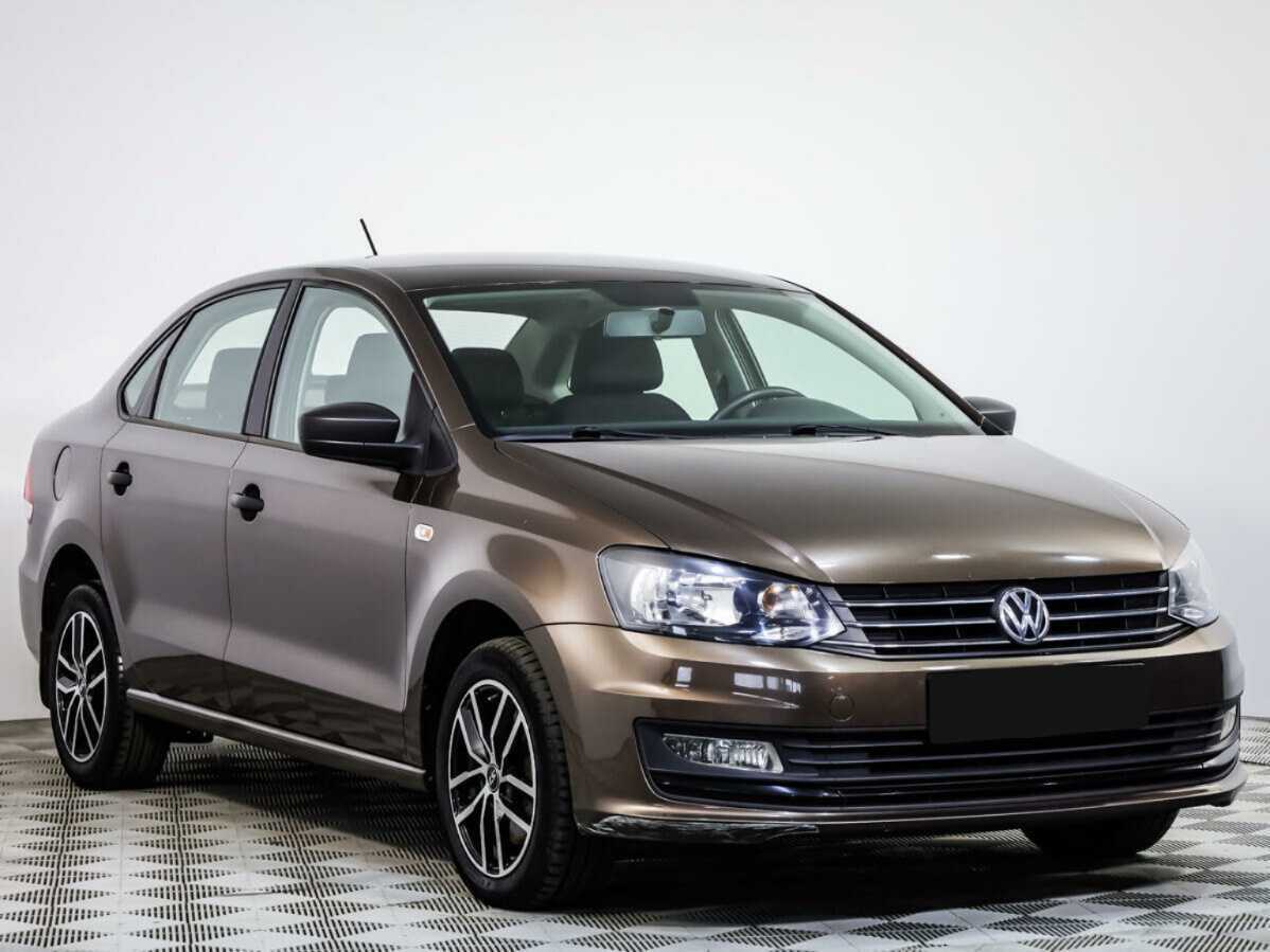 Б/У Фольксваген Поло 2016 года. Фото: #1