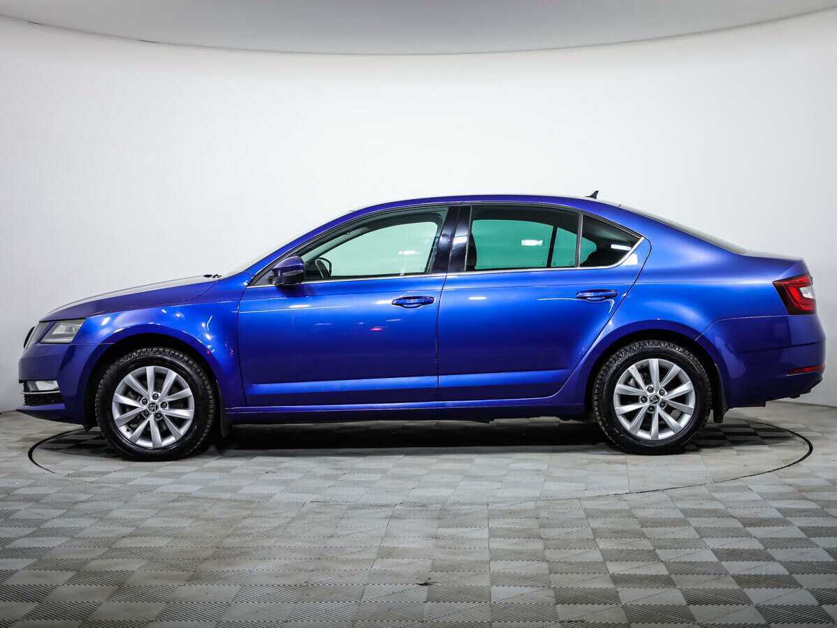 Б/У Шкода Октавия 2018 года. Фото: #6