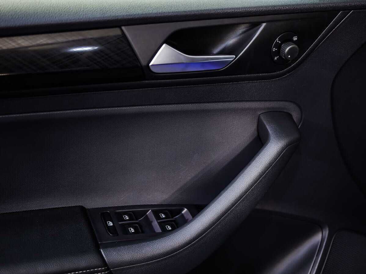 Б/У Фольксваген Поло 2020 года. Фото: #17