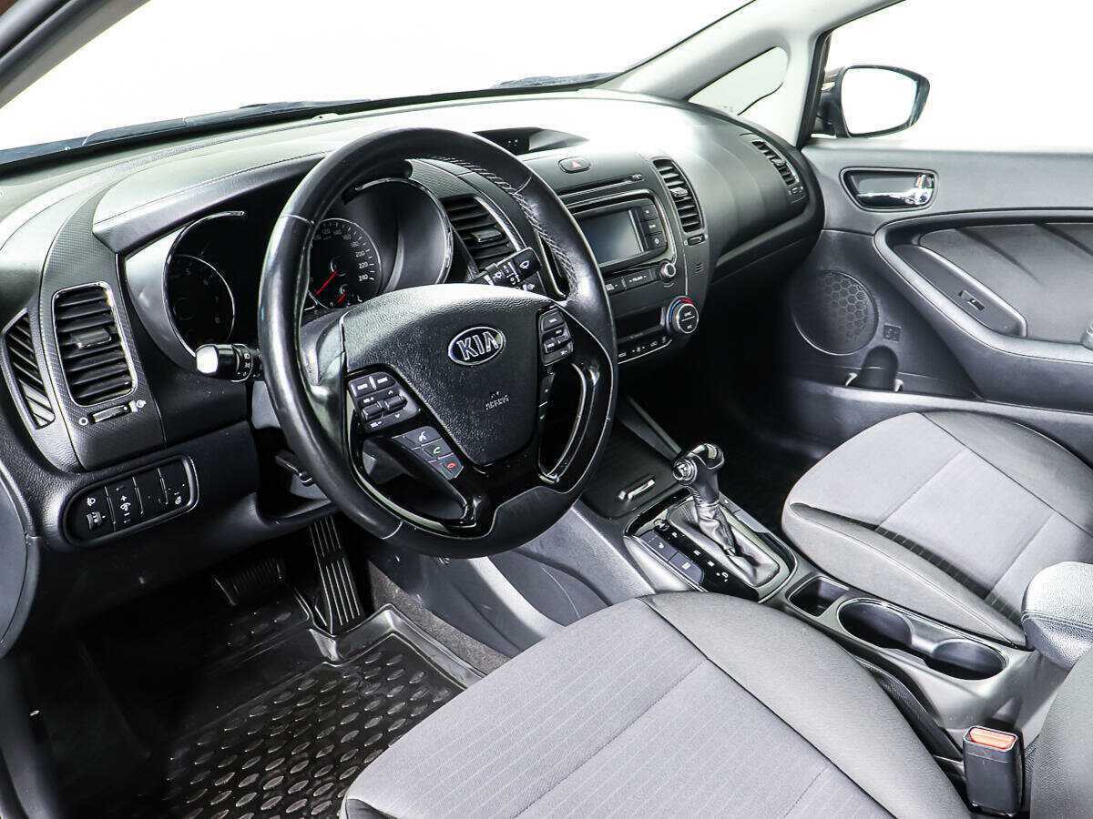 Б/У Киа Церато 2017 года. Фото: #12