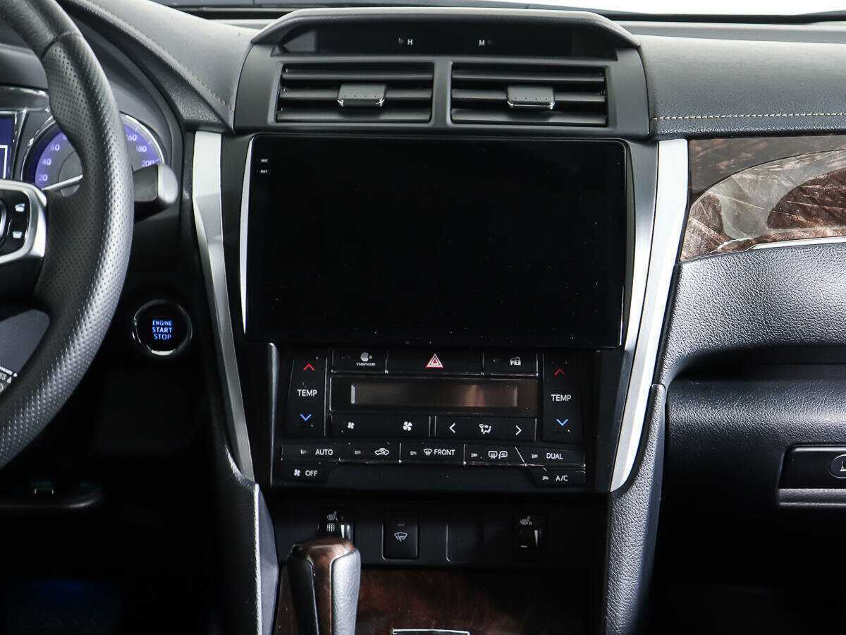 Toyota Camry 2017 года с пробегом. Фото: #12