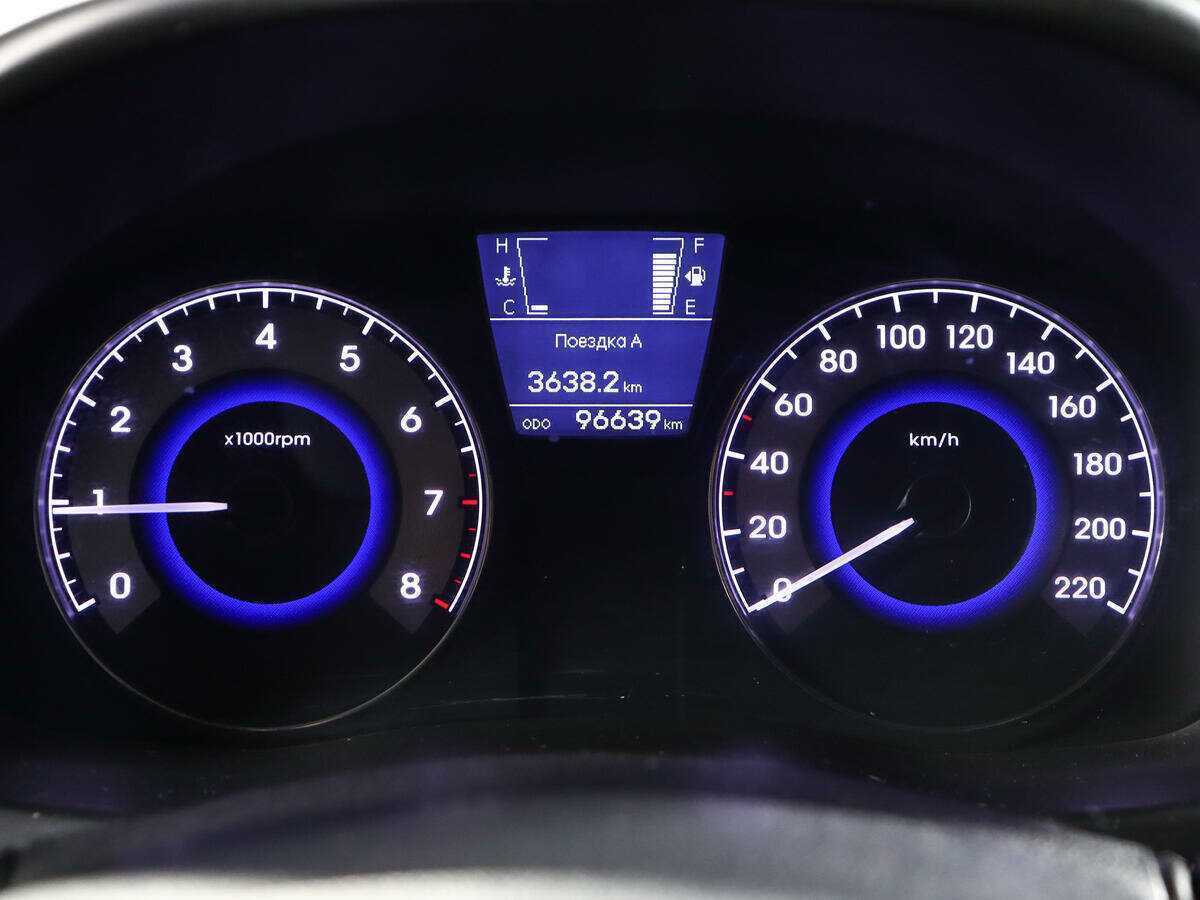 Б/У Хендай Солярис 2014 года. Фото: #8