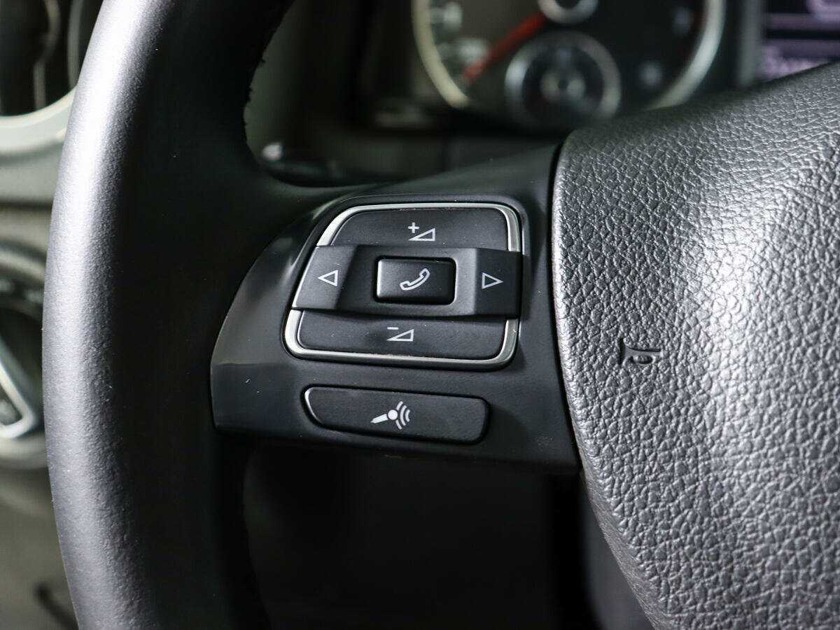 Б/У Фольксваген Тигуан 2012 года. Фото: #14