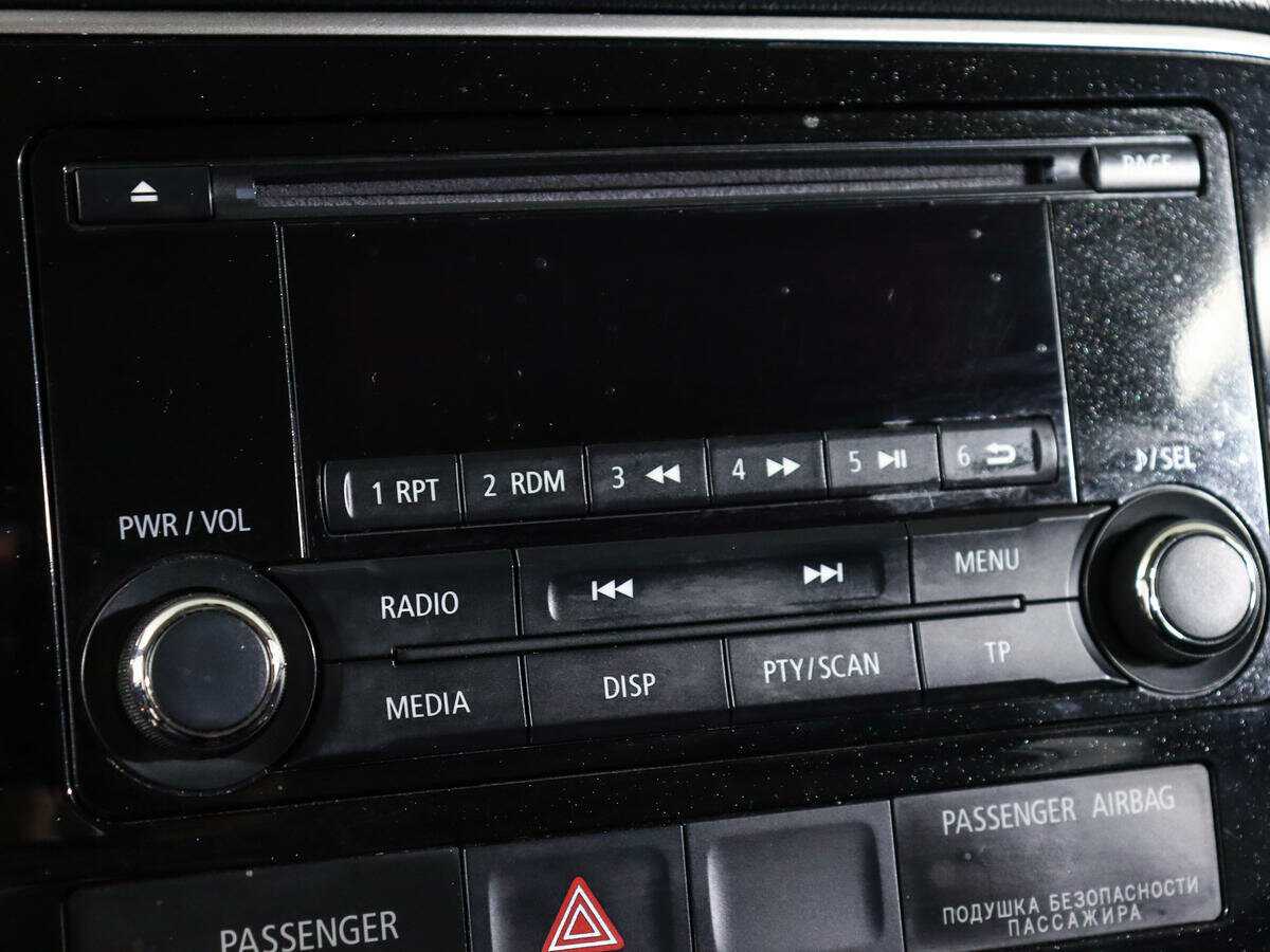 Б/У Митсубиши Оутлэндер 2013 года. Фото: #18