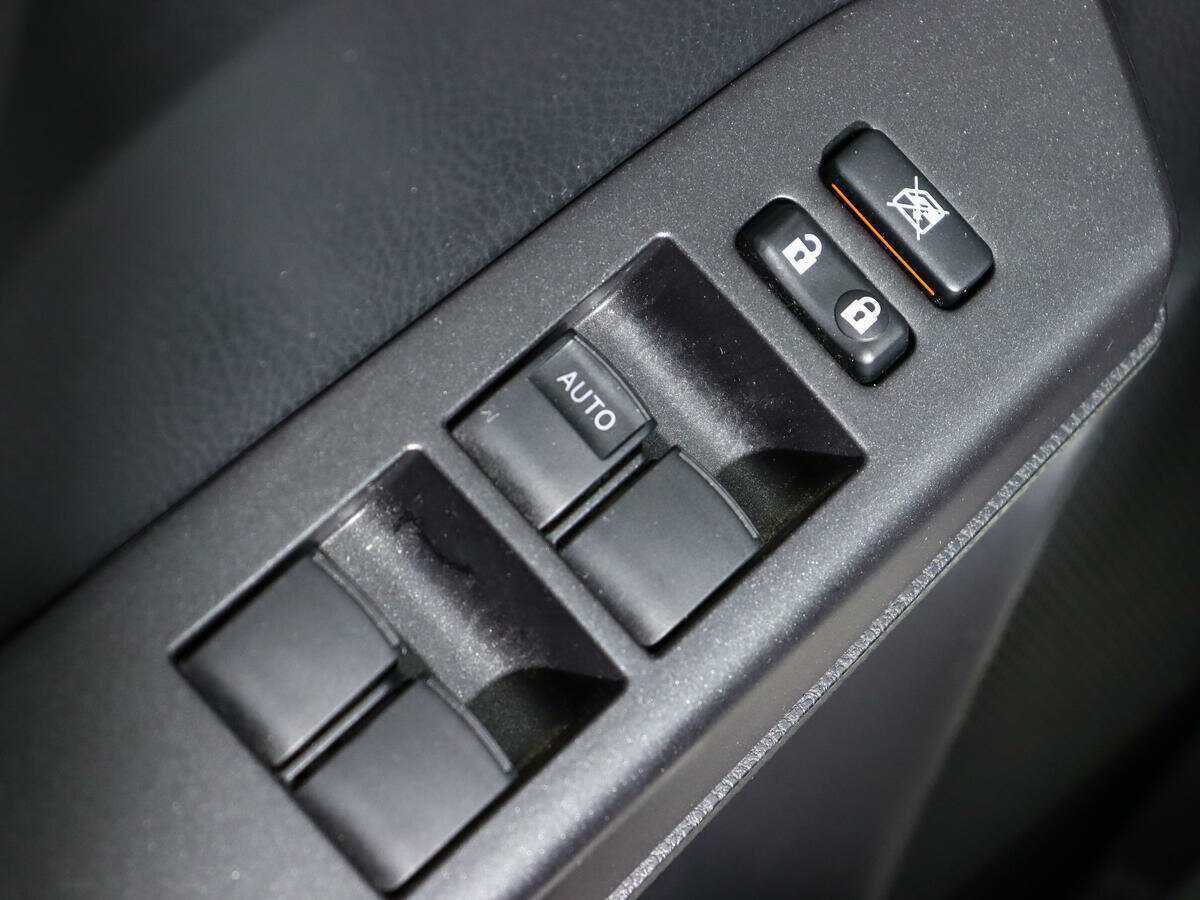 Toyota RAV4 2018 года с пробегом. Фото: #15