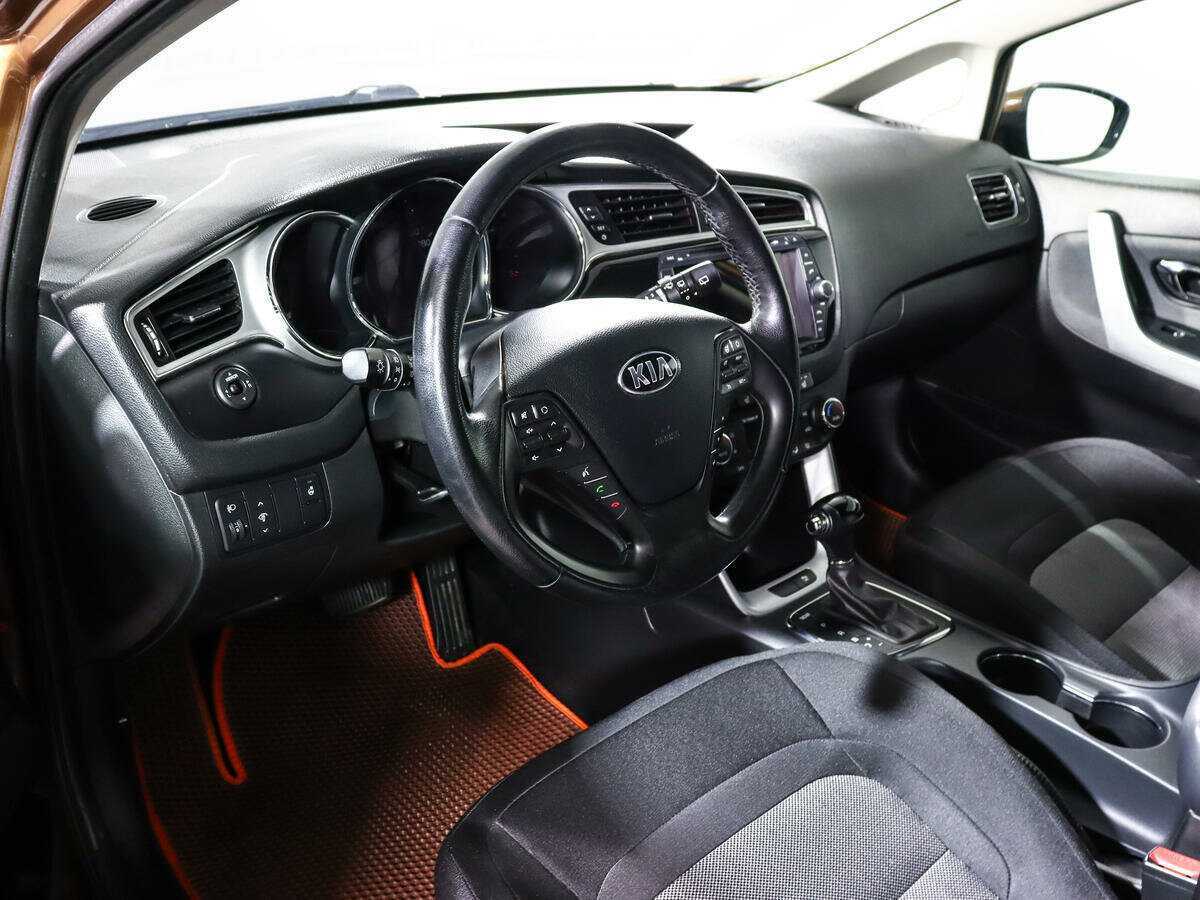 Б/У Киа Сид 2016 года. Фото: #12
