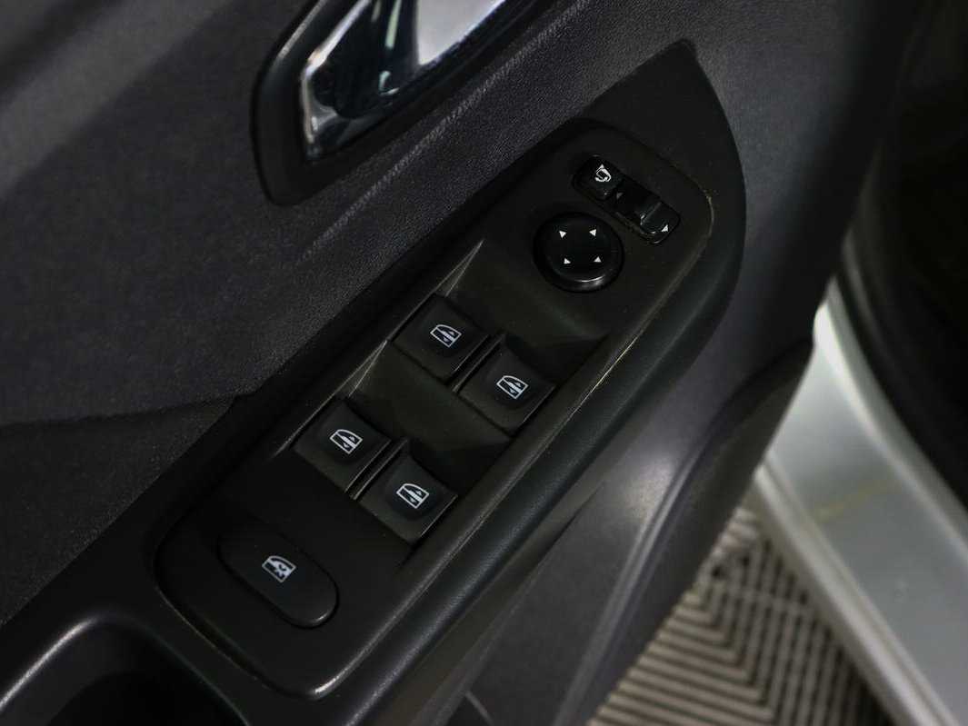 Б/У Рено Каптюр 2019 года. Фото: #16