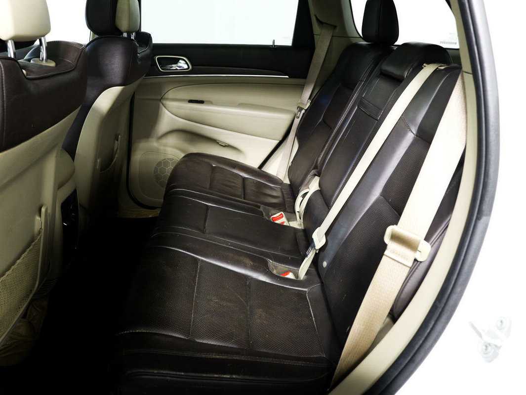 Jeep Grand Cherokee 2013 года с пробегом. Фото: #10