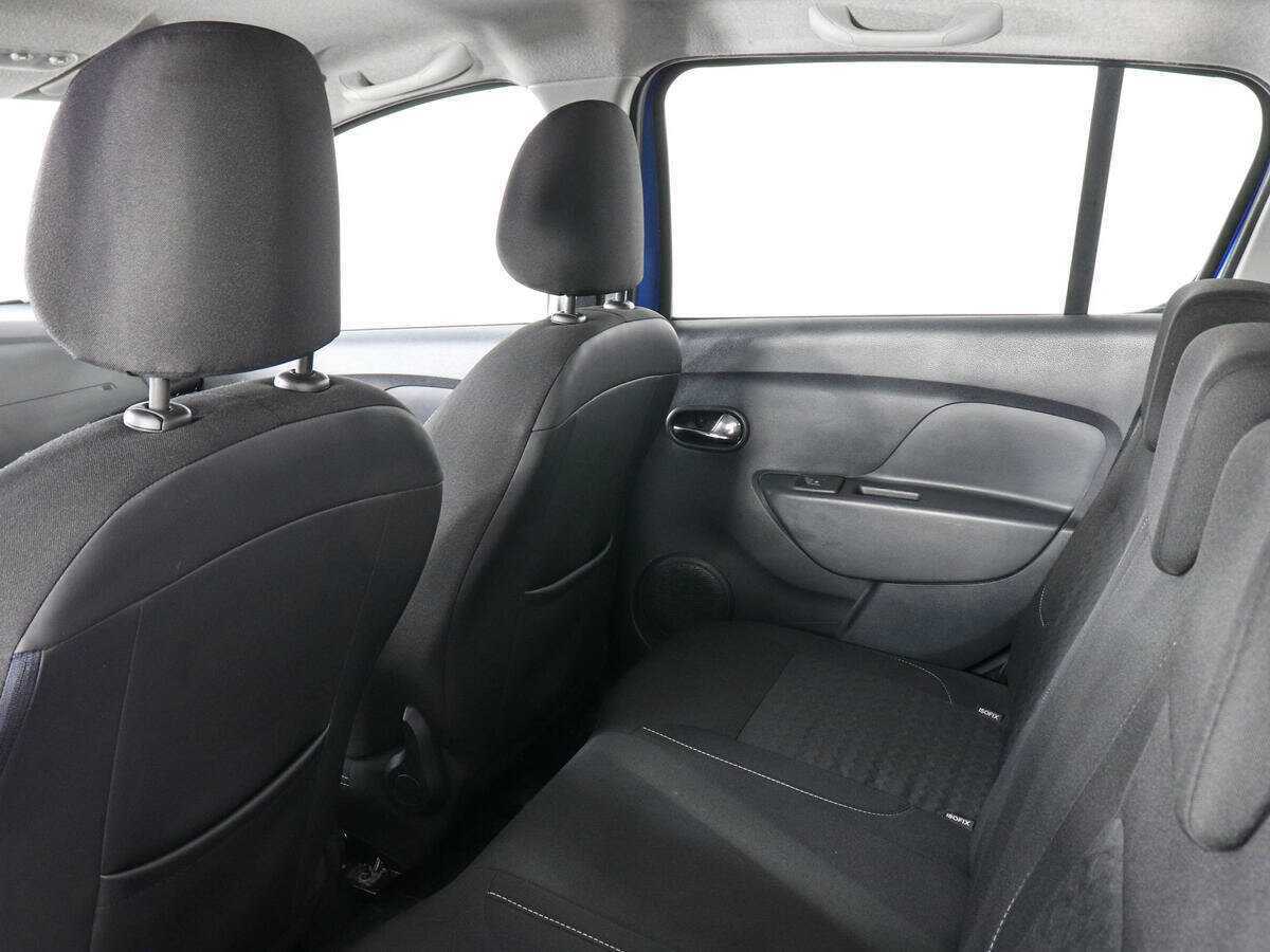 Б/У Рено Сандеро 2016 года. Фото: #11