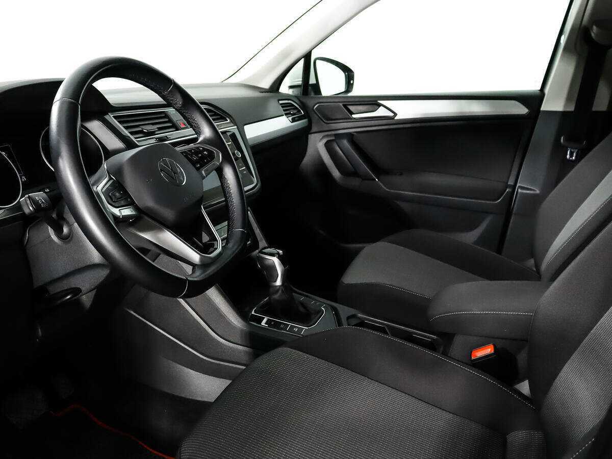 Volkswagen Tiguan 2021 года с пробегом. Фото: #6