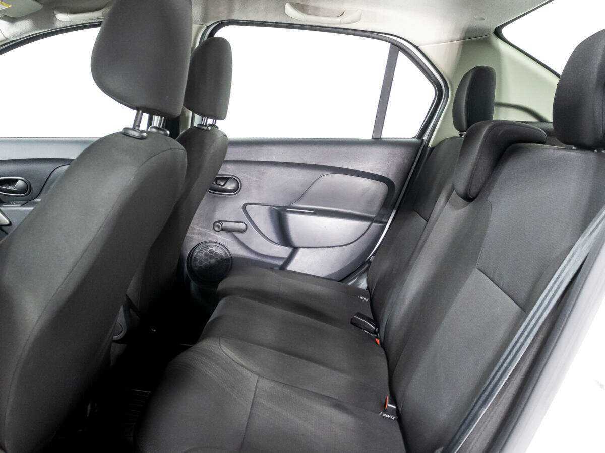 Б/У Рено Логан 2019 года. Фото: #9