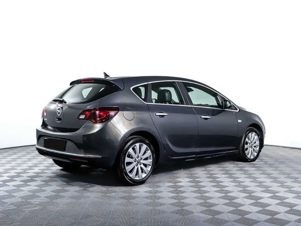 Б/У Опель Астра 2012 года. Фото: #4