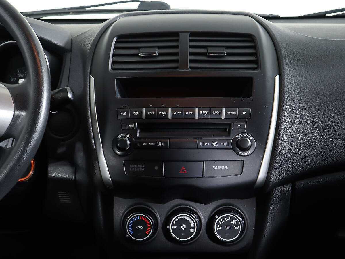 Б/У Митсубиши АС-Икс 2012 года. Фото: #11