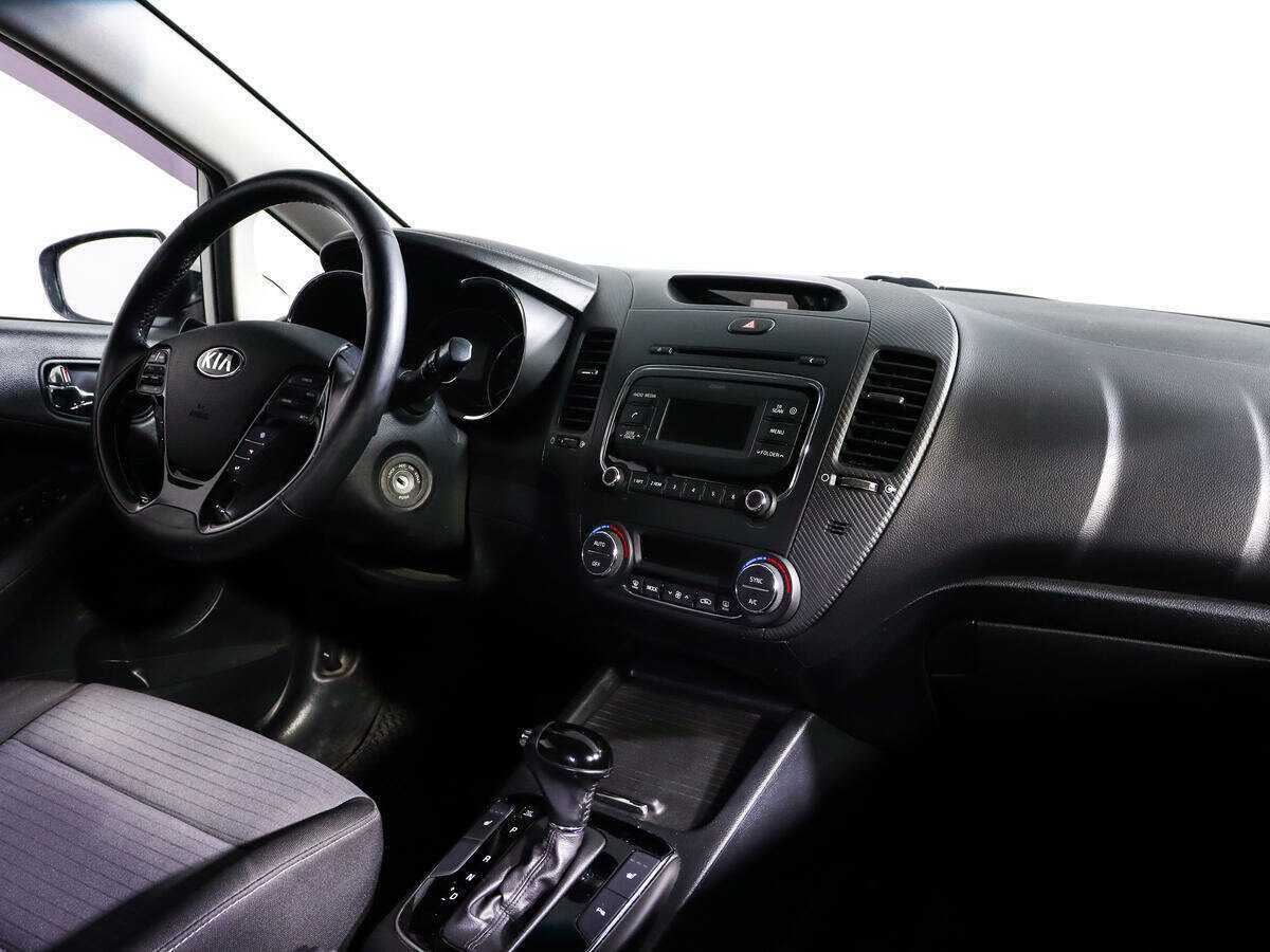 Б/У Киа Церато 2018 года. Фото: #8