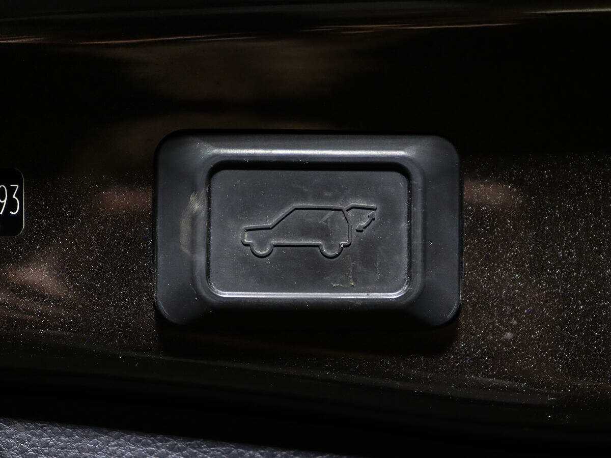 Toyota RAV4 2019 года с пробегом. Фото: #14