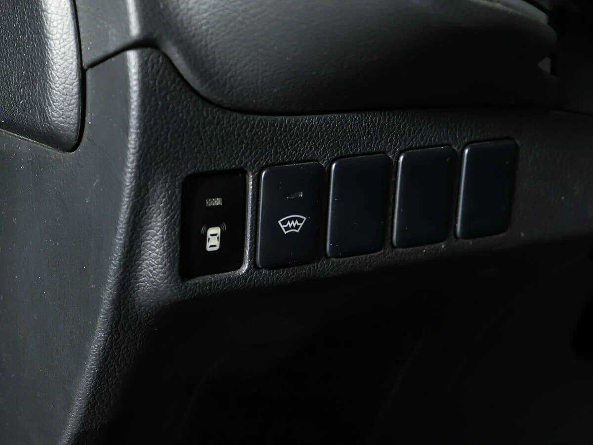 Б/У Митсубиши Оутлэндер 2016 года. Фото: #15