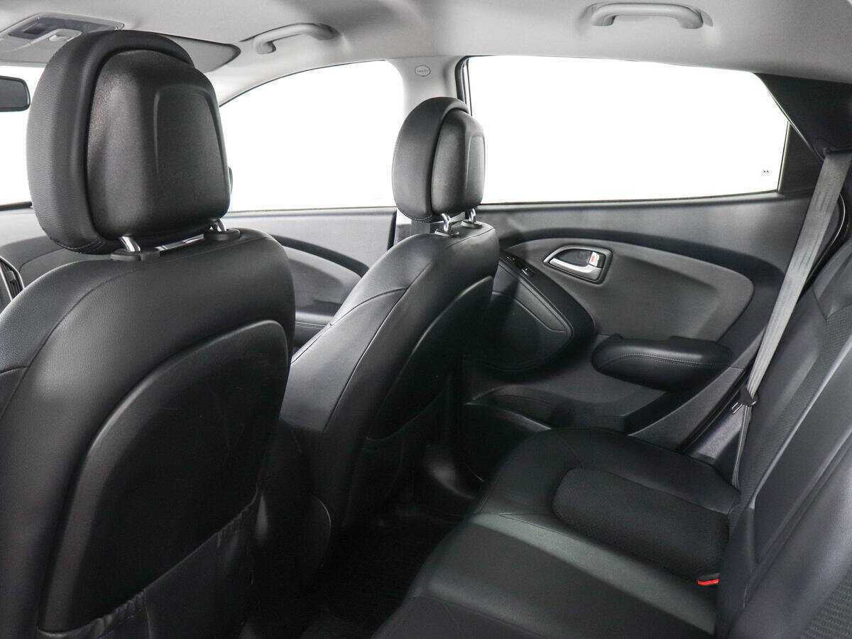 Б/У Хендай ай-икс35 2012 года. Фото: #11