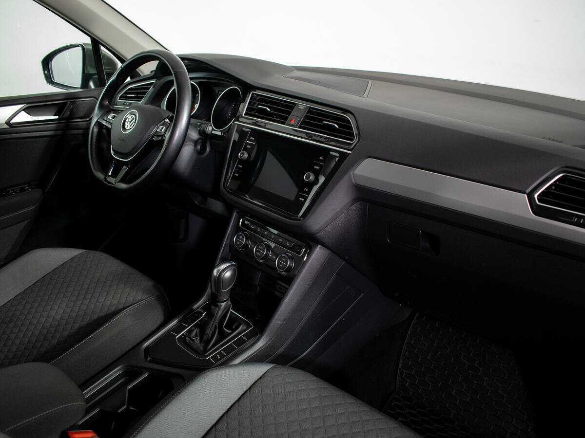 Volkswagen Tiguan 2020 года с пробегом. Фото: #6