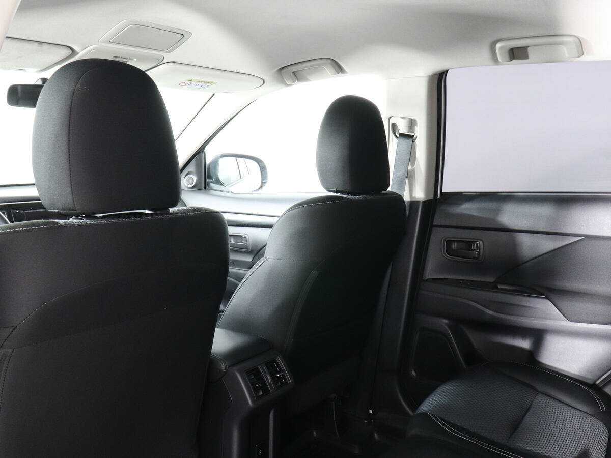 Mitsubishi Outlander 2022 года с пробегом. Фото: #9