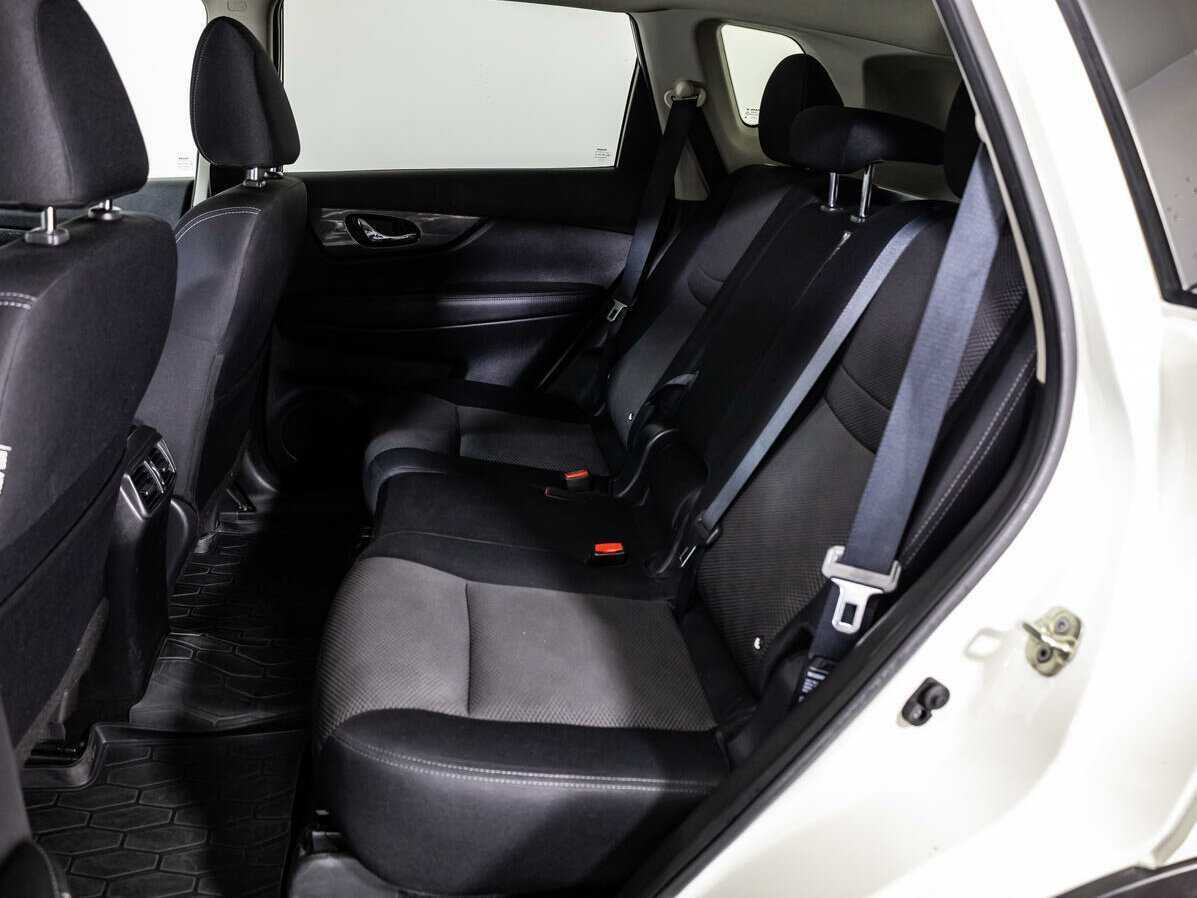 Б/У Ниссан Икс-Трейл 2018 года. Фото: #9