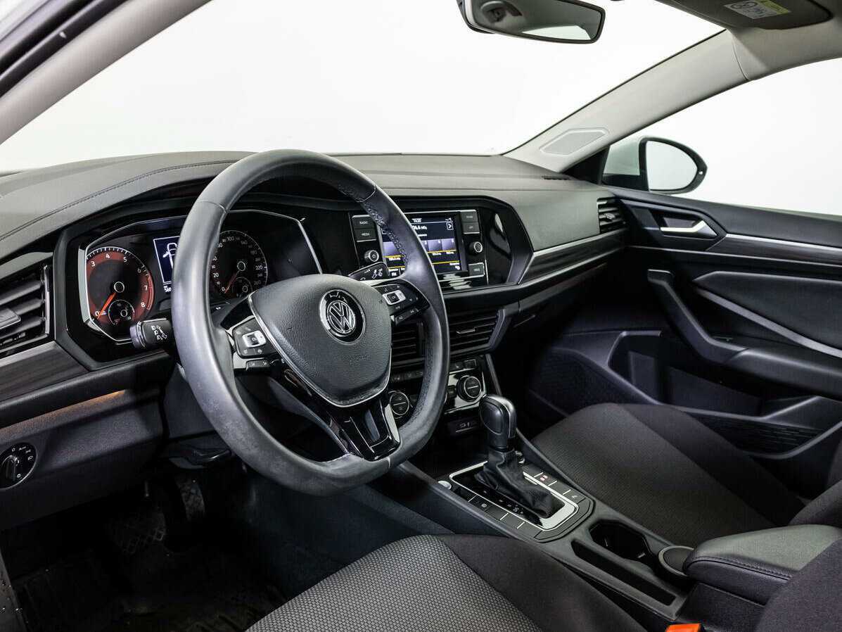 Volkswagen Jetta 2020 года с пробегом. Фото: #10