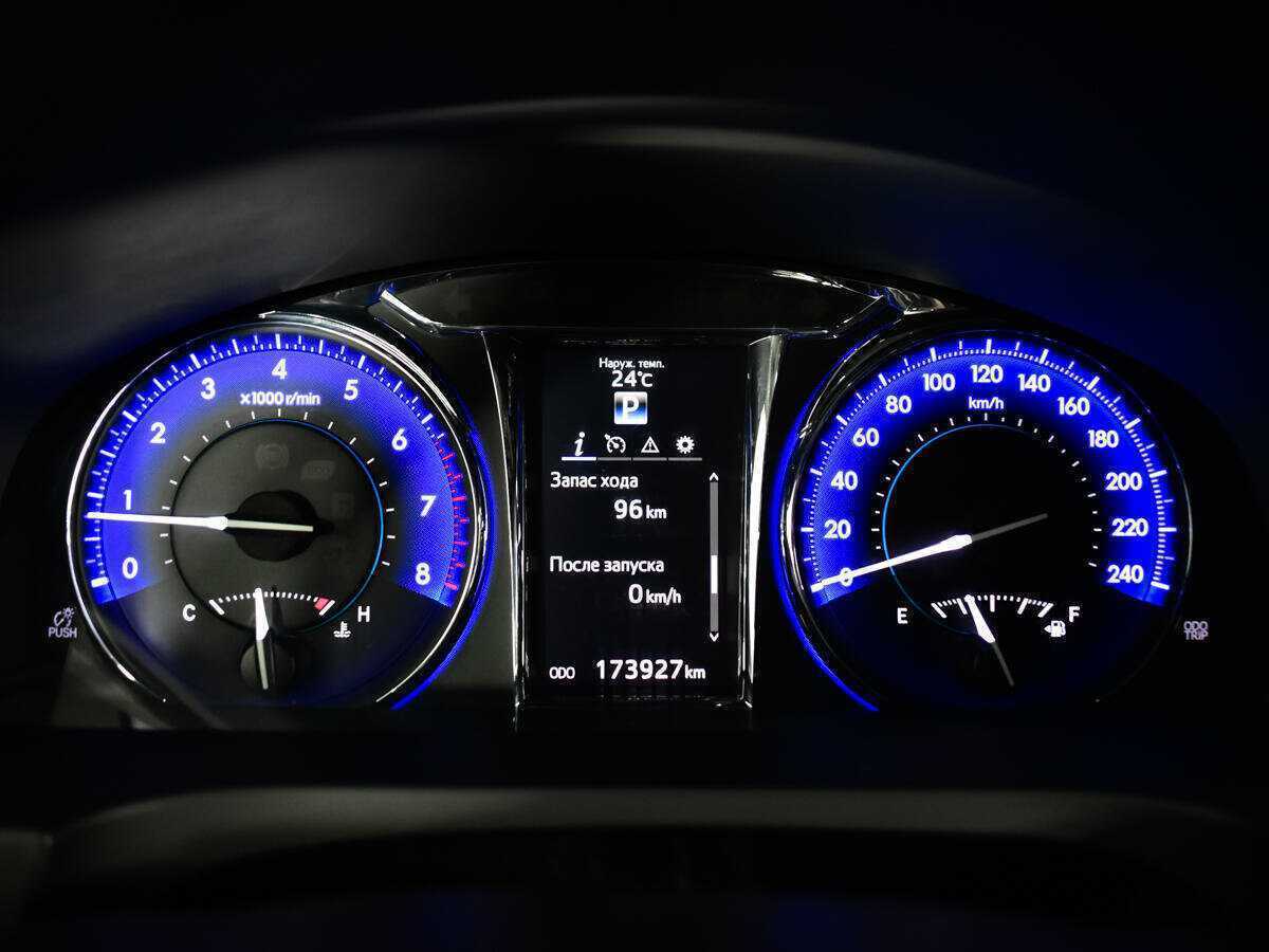 Toyota Camry 2016 года с пробегом. Фото: #10