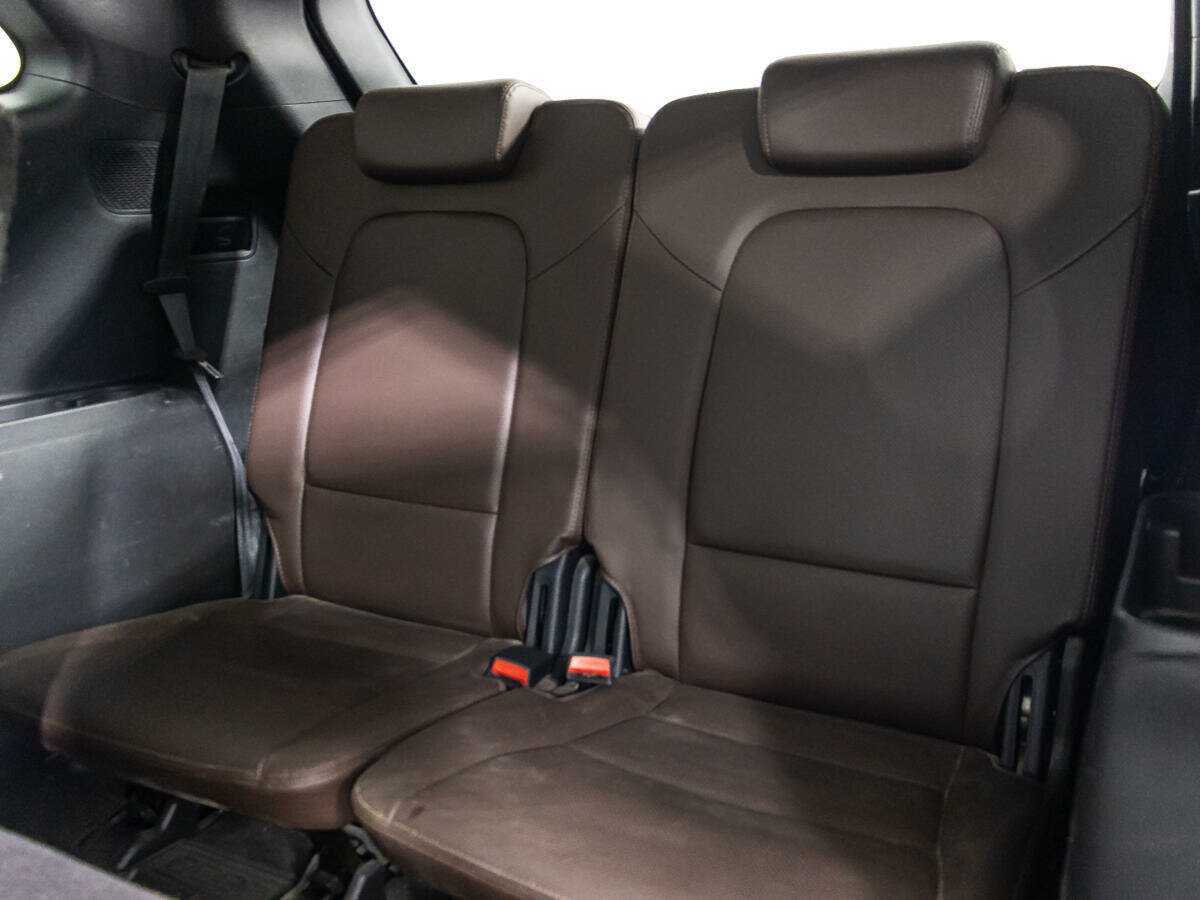 Hyundai Santa Fe 2017 года с пробегом. Фото: #14