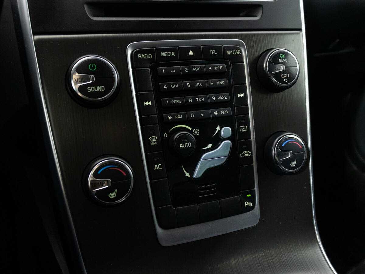 Б/У Вольво С60 2012 года. Фото: #15