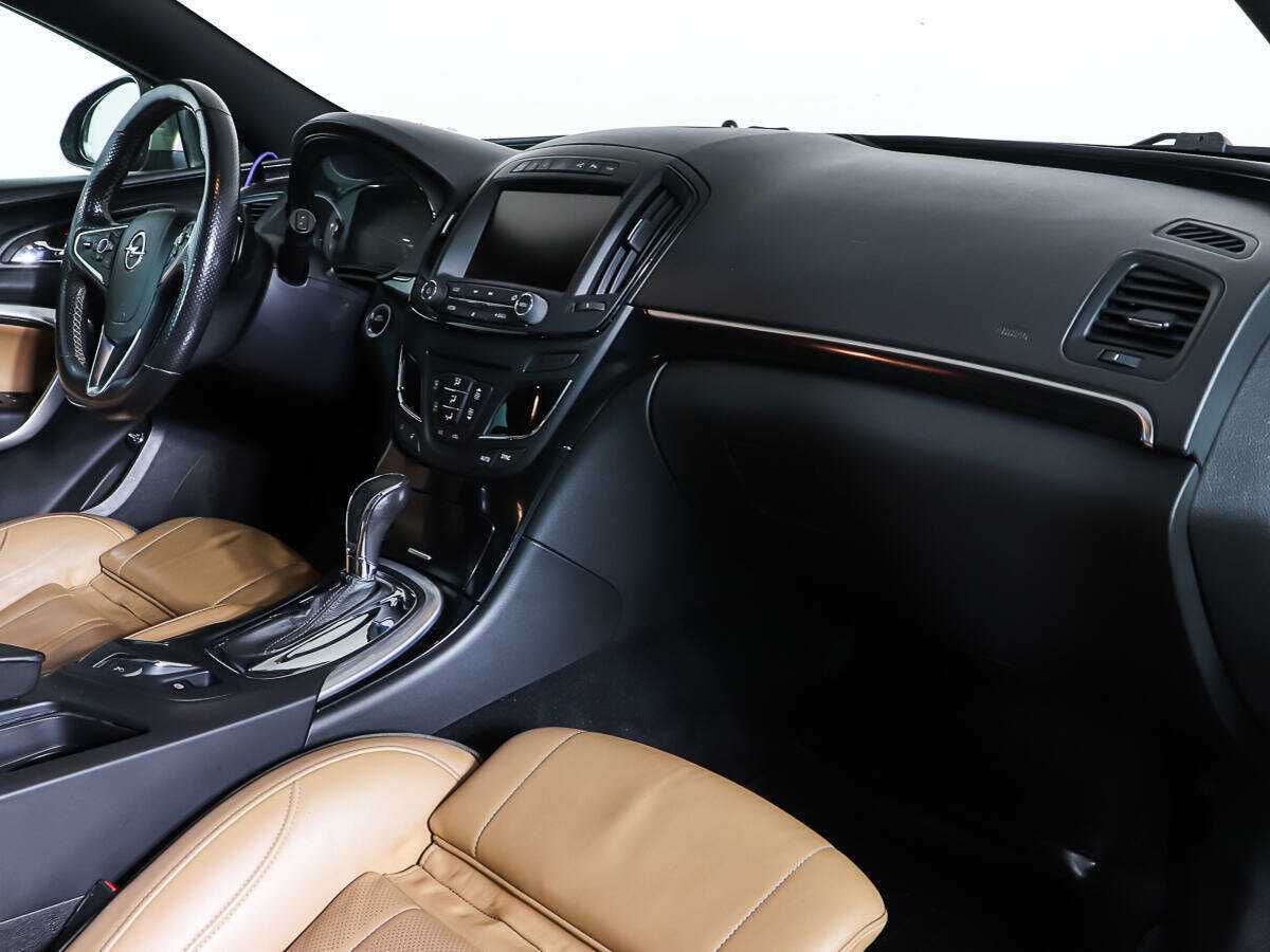 Б/У Опель Инсигния 2014 года. Фото: #7