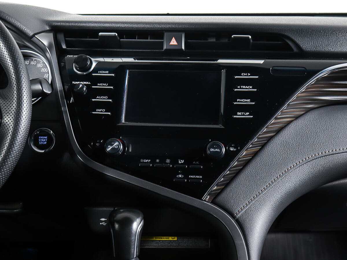 Toyota Camry 2019 года с пробегом. Фото: #10