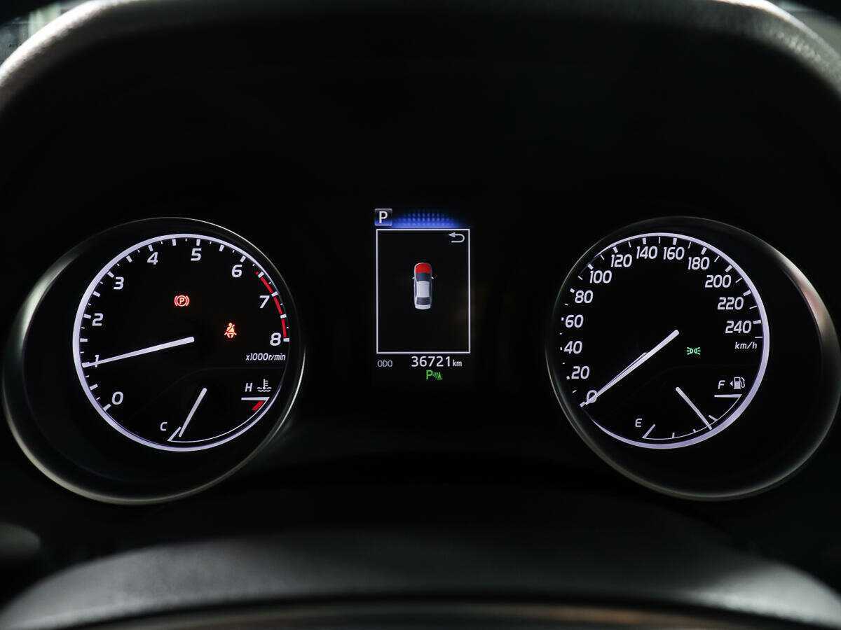 Toyota Camry 2020 года с пробегом. Фото: #11