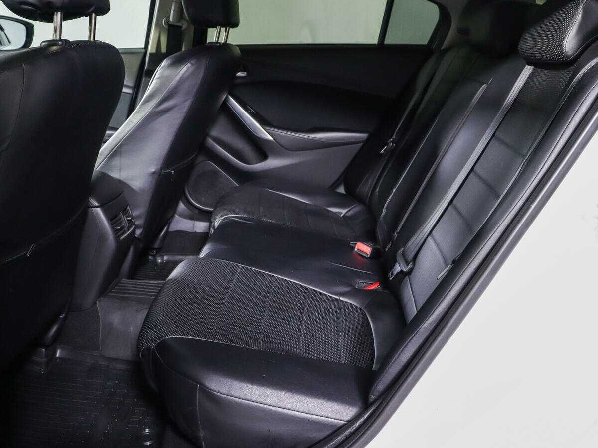 Б/У Мазда 6 2017 года. Фото: #7