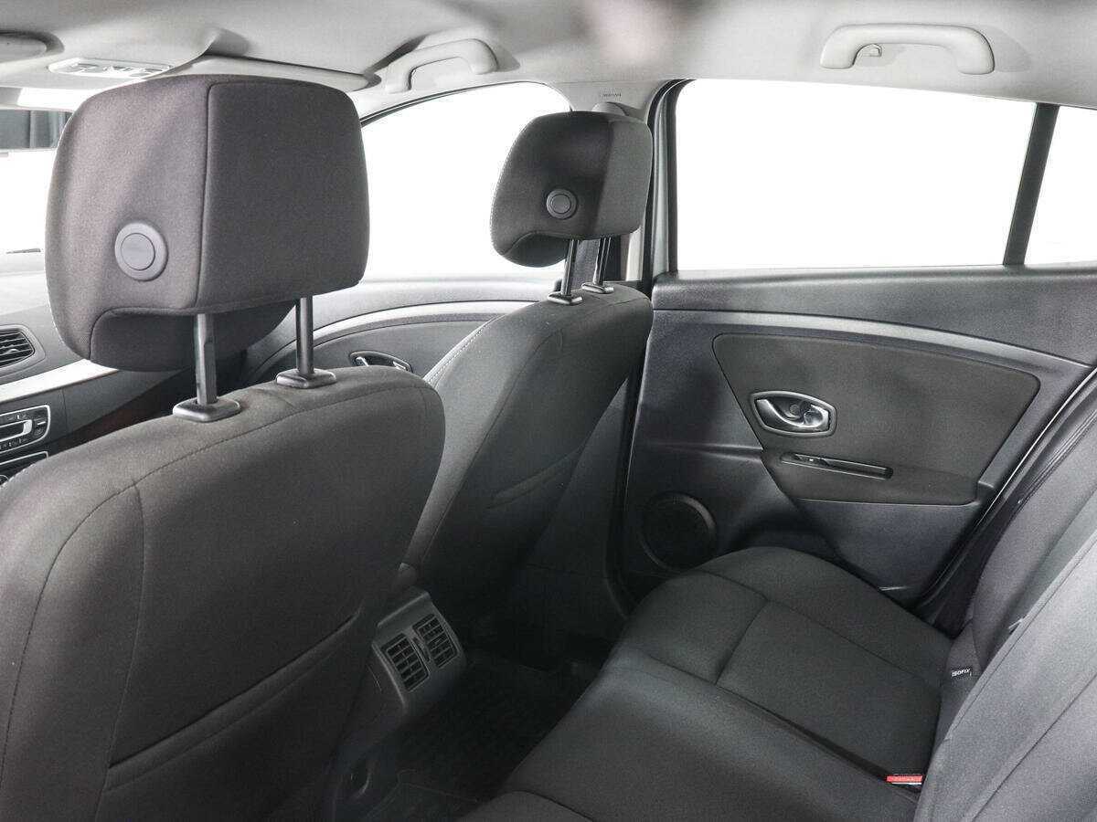 Б/У Рено Меган 2012 года. Фото: #11